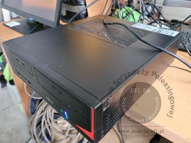 4 - Komputer stacjonarny Fujitsu E520 E85 + monitor Fujitsu