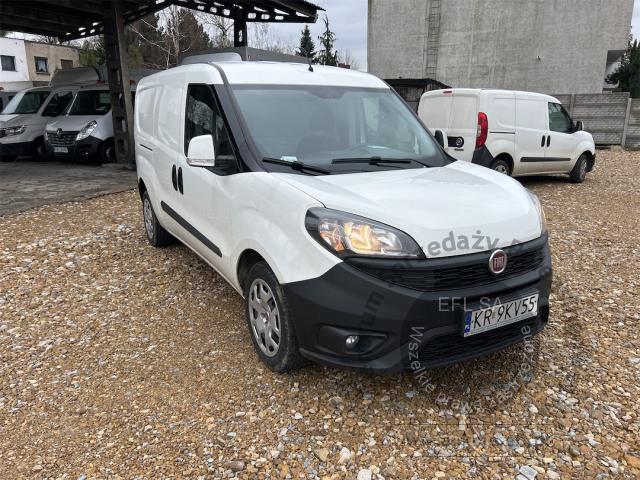 2 - Fiat Doblo Cargo Doblo Maxi 1.6 MJ  2019r. KR9KV55 UWAGA!! Pojazd znajduje się w lokalizacji: Katowice 40-689, Małachowskiego 16