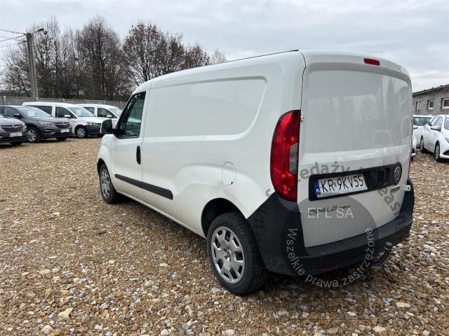 3 - Fiat Doblo Cargo Doblo Maxi 1.6 MJ  2019r. KR9KV55 UWAGA!! Pojazd znajduje się w lokalizacji: Katowice 40-689, Małachowskiego 16