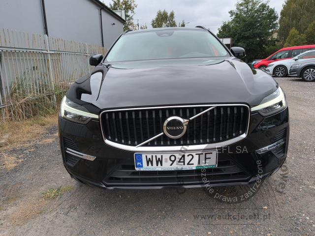 2 - VOLVO XC60 B4 D AWD Core aut 2022r. WW942TF UWAGA!! Pojazd znajduje się w firmie Arctos Sp. z o.o. Warszawa, Al. Krakowska 7, 02-183 Warszawa