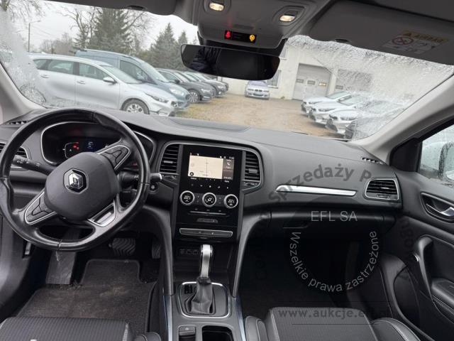 8 - Renault  Megane 1.5 Blue dCi Intens EDC 2021r. DW7PW81 Pojazd znajduje się w firmie MDM AUTO sp. z o.o. ul. Zawodników 1, 80-729 Gdańsk