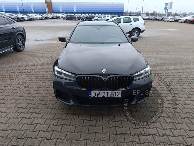 8 - BMW 520d xDrive mHEV sport 2022r. DW2TE82 Magnice