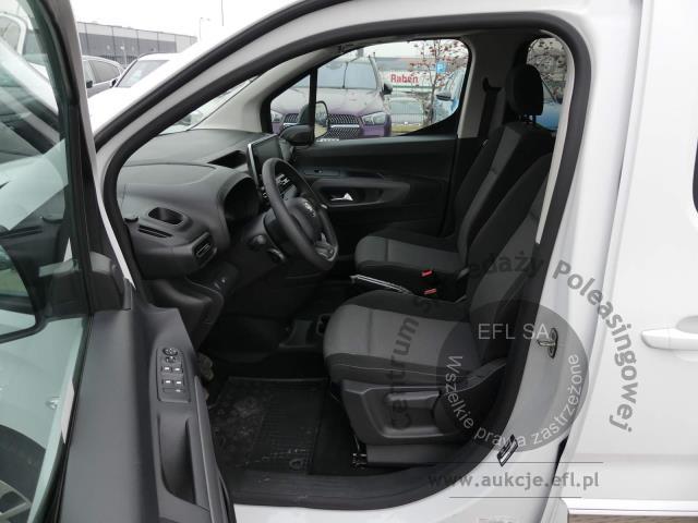6 - Toyota Proace City Verso Long 1.5D-4D 2023r. DW8WK10 Magnice