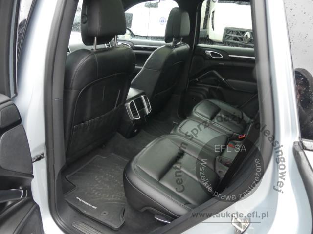 12 - PORSCHE CAYENNE 3.6 V6 AUTOMAT 2016r.