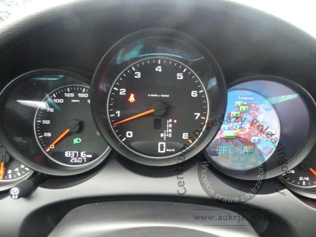 18 - PORSCHE CAYENNE 3.6 V6 AUTOMAT 2016r.