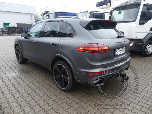 6 - PORSCHE CAYENNE 3.6 V6 AUTOMAT 2016r.