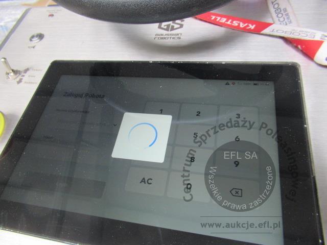 20 - Autonomiczna maszyna czyszcząca ECOBOT SCRUBBER 75