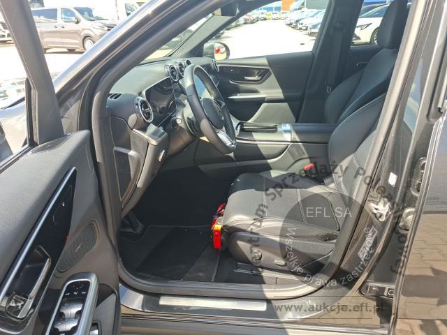 7 - MERCEDES-BENZ GLC 300 de 4-Matic Avantgarde  2025r. DX73217 Magnice