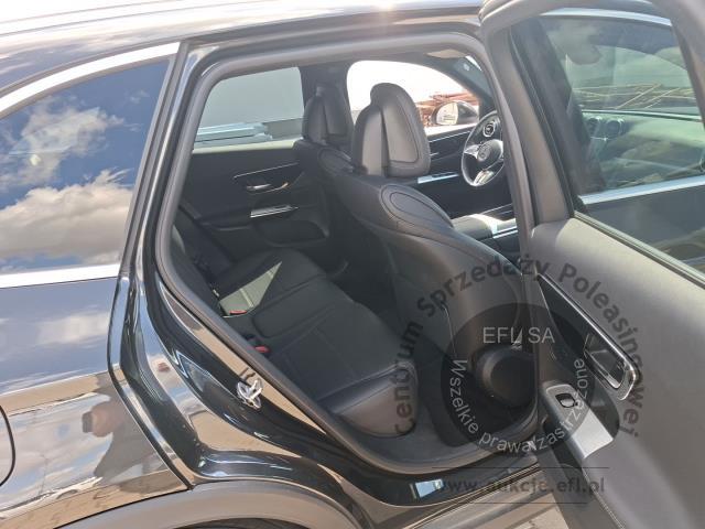 9 - MERCEDES-BENZ GLC 300 de 4-Matic Avantgarde  2025r. DX73217 Magnice