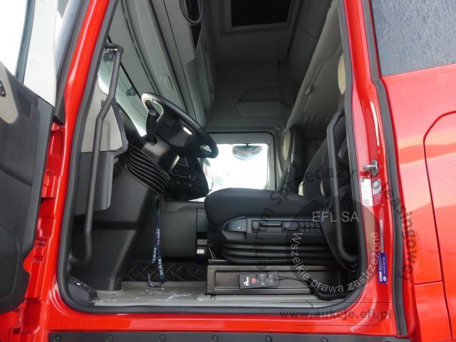 10 - FORD F-MAX 500 4X2 AUTOMAT 2022r.