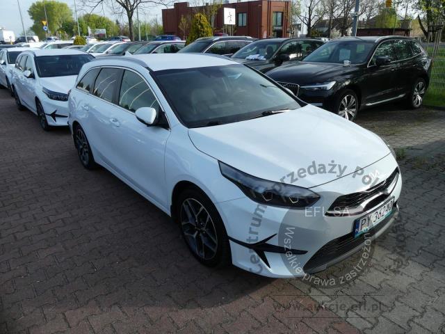 2 - Kia Ceed 1.5 T-GDI Business Line 2023r. PY36240 AUTO MOTO CENTRUM Sp. z o.o. Poznań 61-312, ul. Ostrowska  328