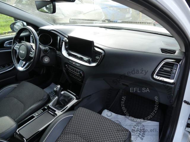 11 - Kia Ceed 1.5 T-GDI Business Line 2023r. PY36240 AUTO MOTO CENTRUM Sp. z o.o. Poznań 61-312, ul. Ostrowska  328