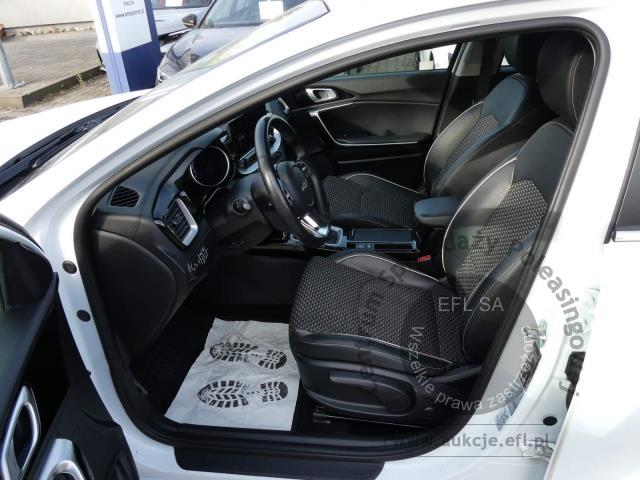 6 - Kia Ceed 1.5 T-GDI Business Line 2023r. PY36240 AUTO MOTO CENTRUM Sp. z o.o. Poznań 61-312, ul. Ostrowska  328