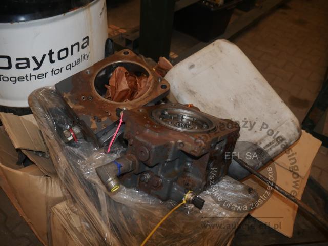 39 - Spycharka gąsienicowa KOMATSU D51PX-22 2010r.