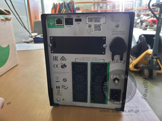4 - Zasilacz awaryjny UPS  APC Smart  SMT1500IC