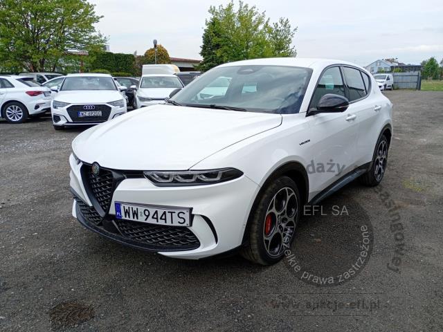 1 - Alfa Romeo Tonale 1.5 T4 GSE Hybrid Veloc 2024r. WW944TSPojazd znajduje się w firmie ARCTOS GROUP sp. z o.o. Al. Krakowska 7, 02-183 Warszawa