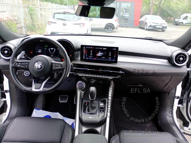 12 - Alfa Romeo Tonale 1.5 T4 GSE Hybrid Veloc 2024r. WW944TSPojazd znajduje się w firmie ARCTOS GROUP sp. z o.o. Al. Krakowska 7, 02-183 Warszawa