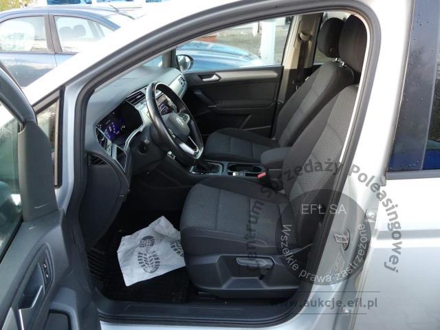 6 - Volkswagen Touran 2.0 TDI Comfortline DSG 2022r. PY10157 UWAGA!! Pojazd znajduje się w firmie AUTO MOTO CENTRUM sp. z o.o. ul. Ostrowska 328 (przy Trasie Katowickiej) 61-312