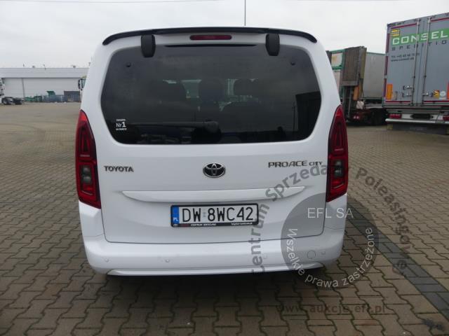 3 - Toyota Proace City Verso 1.5 D-4D 2023r. DW8WC42 Magnice
