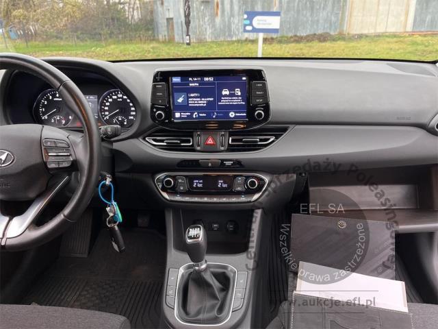 9 - Hyundai  i30  2022r. GD8F353 Pojazd znajduje się w firmie MDM AUTO sp. z o.o. ul. Zawodników 1, 80-729 Gdańsk