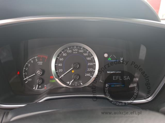 6 - TOYOTA COROLLA 1.8 HYBRID COMFORT 2021r.