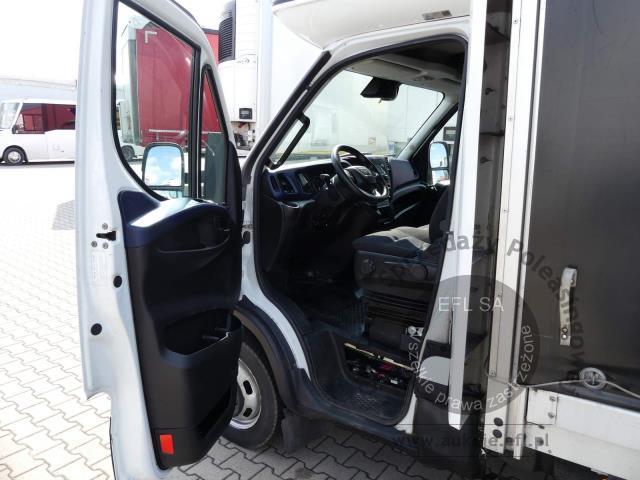 5 - IVECO / PKSRATRANS  DAILY 50C18 3.0 180KM AUTOMAT 2022r.