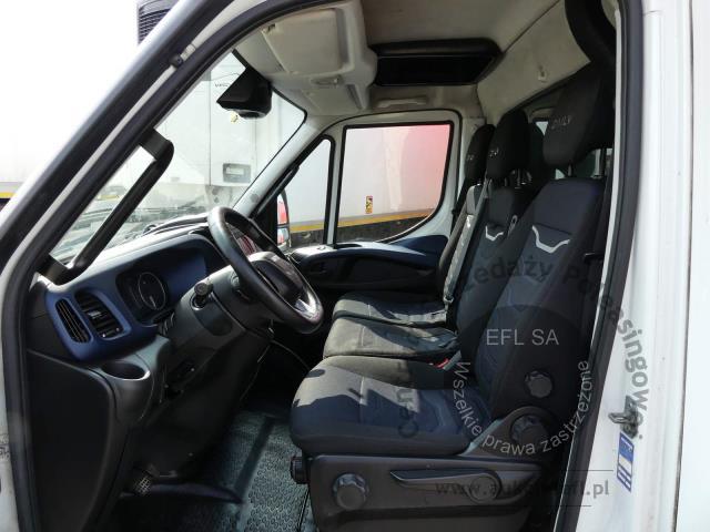 6 - IVECO / PKSRATRANS  DAILY 50C18 3.0 180KM AUTOMAT 2022r.