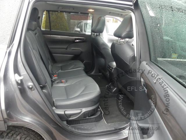 11 - Toyota Highlander 2.5 Executive 2022r. DW2TW42 UWAGA!! Pojazd znajduje się w firmie AUTO MOTO CENTRUM sp. z o.o. ul. Ostrowska 328 (przy Trasie Katowickiej) 61-312 Poznań