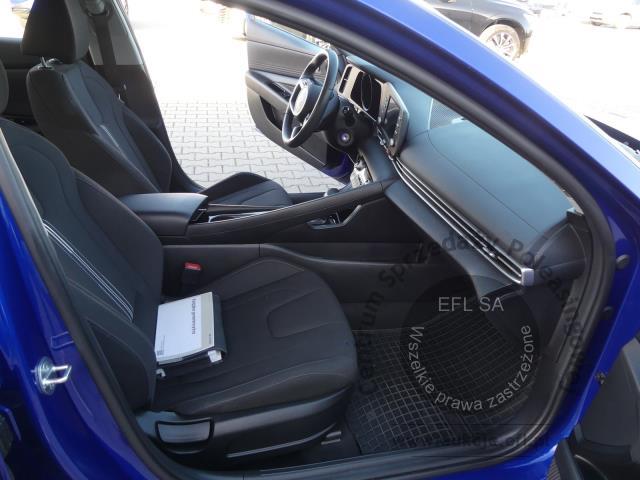 13 - Hyundai Elantra 1.6 Smart CVT Sedan 2023r. DW2WJ13 Magnice