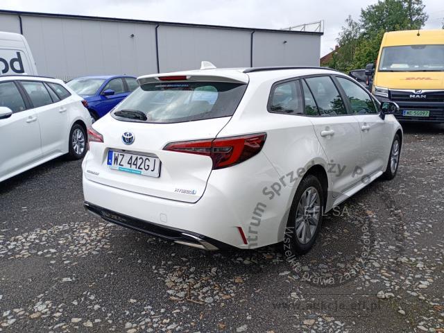 4 - Toyota Corolla 1.8 Hybrid Comfort 2023r. WZ442GJ Pojazd znajduje się w firmie ARCTOS GROUP sp. z o.o. Al. Krakowska 7, 02-183 Warszawa