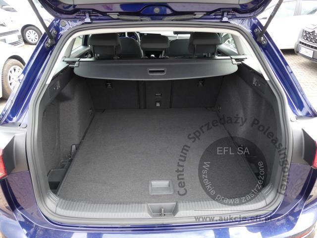 8 - Volkswagen Golf VIII 2.0 TDI Life 2023r. PY29163 AUTO MOTO CENTRUM Sp. z o.o. Poznań 61-312, ul. Ostrowska  328