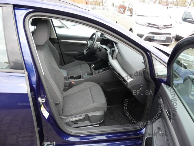 10 - Volkswagen Golf VIII 2.0 TDI Life 2023r. PY29163 AUTO MOTO CENTRUM Sp. z o.o. Poznań 61-312, ul. Ostrowska  328