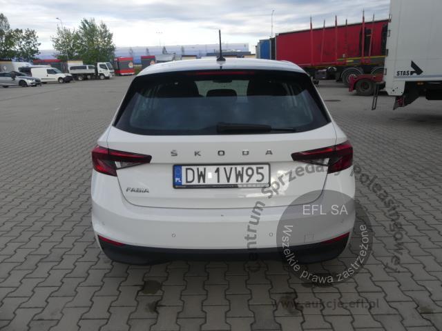 6 - Skoda Fabia 1.0 Ambition Hatchback 2023r.