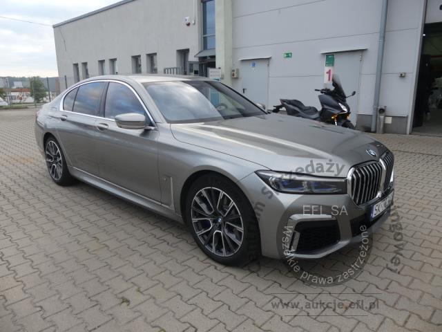 3 - BMW 750I XDRIVE 2021r.