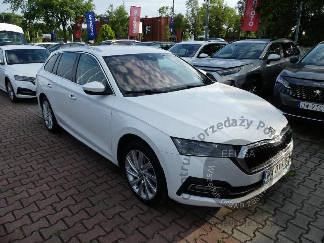2 - Skoda Octavia 2.0 TDI 4x4 Style DSG  2021r. WX0163E AUTO MOTO CENTRUM Sp. z o.o. Poznań 61-312, ul. Ostrowska  328