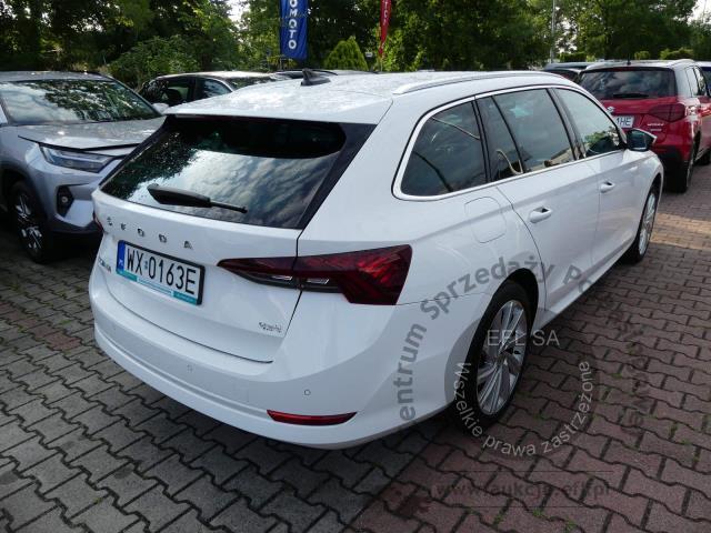 3 - Skoda Octavia 2.0 TDI 4x4 Style DSG  2021r. WX0163E AUTO MOTO CENTRUM Sp. z o.o. Poznań 61-312, ul. Ostrowska  328