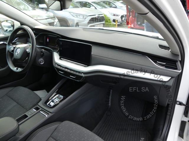 9 - Skoda Octavia 2.0 TDI 4x4 Style DSG  2021r. WX0163E AUTO MOTO CENTRUM Sp. z o.o. Poznań 61-312, ul. Ostrowska  328