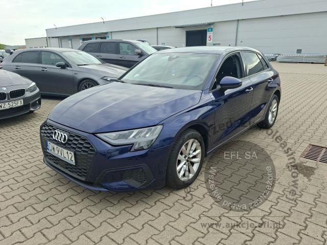 1 - Audi A3 30 TDI S tronic Hatchback 2023r. DW9VL12 Magnice