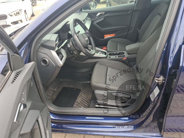 7 - Audi A3 30 TDI S tronic Hatchback 2023r. DW9VL12 Magnice