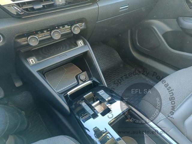 16 - CITROEN C4 X 1.2 PT 130 EAT8 SHINE 2023r.