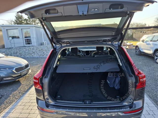 10 - Volvo XC 60 B4 B Core aut Kombi
 2022r. SK285WY Pojazd znajduje się w firmie AACAR sp. z o.o. Kasztanowa 5, 32-400 Jawornik