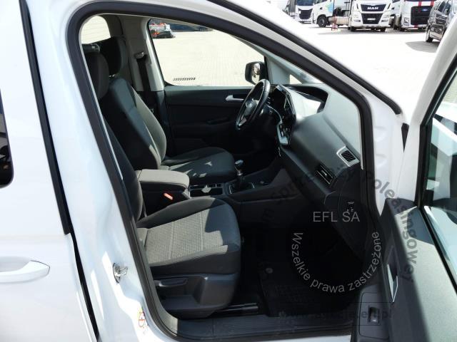 11 - Ford Tourneo Connect 2.0 EcoBlue 2022r. DW8VM86 Magnice