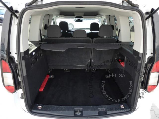 9 - Ford Tourneo Connect 2.0 EcoBlue 2022r. DW8VM86 Magnice