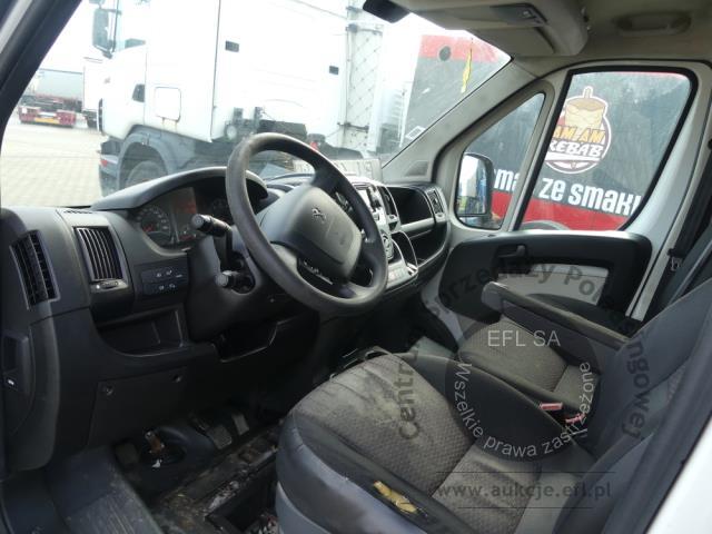 4 - PEUGEOT BOXER 2.0 130KM FURGON 2017r.