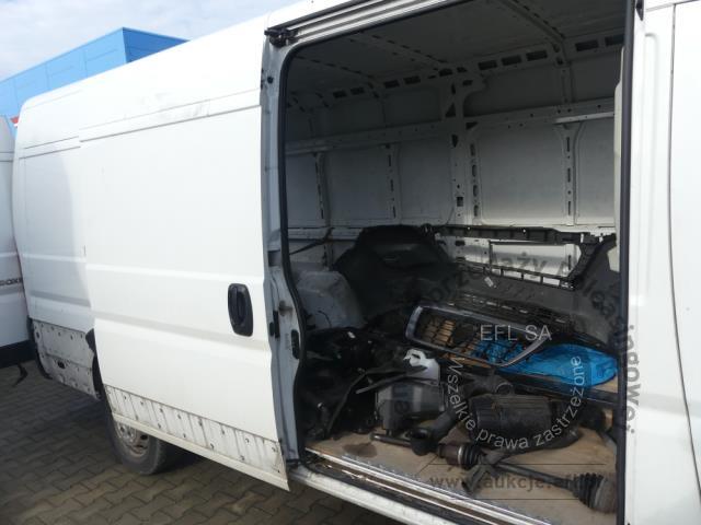 9 - PEUGEOT BOXER 2.0 130KM FURGON 2017r.