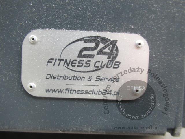 5 - Bieżnia elektryczna klubowa MATRIX T3X