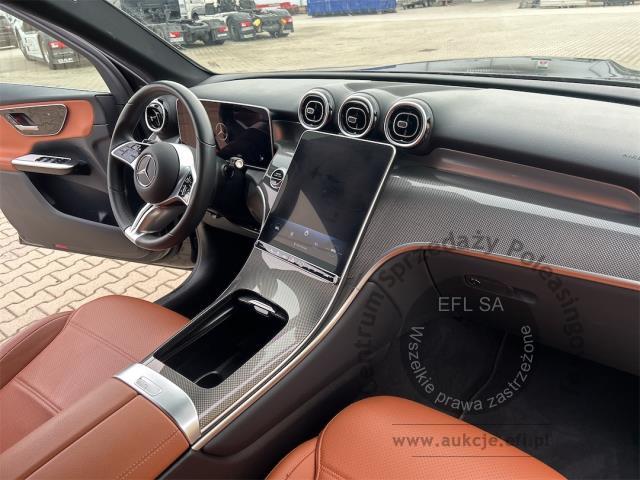 7 - MERCEDES - BENZ GLC 300 de 4-Matic Avantgarde 2024r. DX25578 Magnice