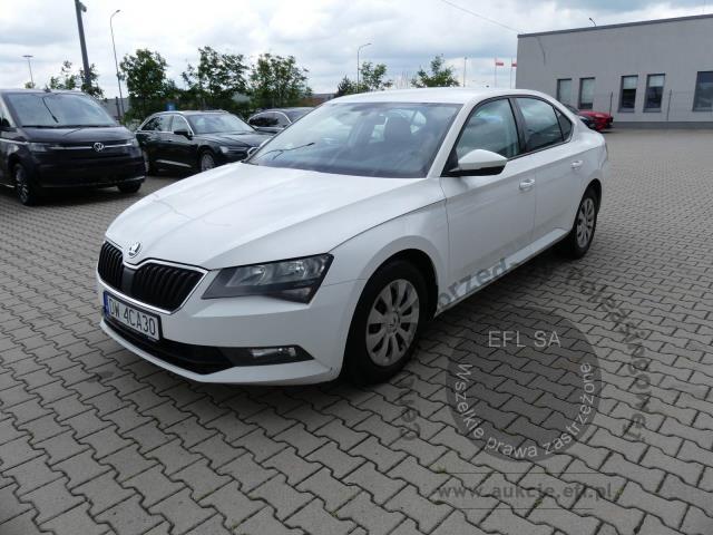 1 - Skoda Superb 2.0TDI Active Hatchback 2018r. DW4CA30 Magnice