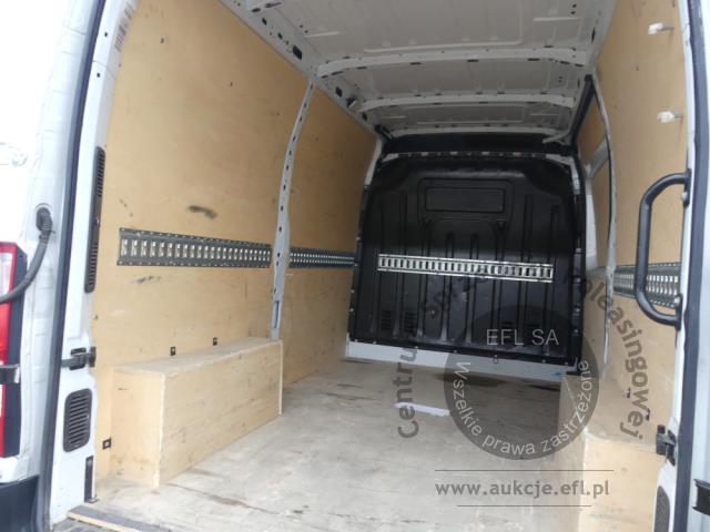 9 - RENAULT MASTER 2.3 DCI 136KM FURGON 2020r.