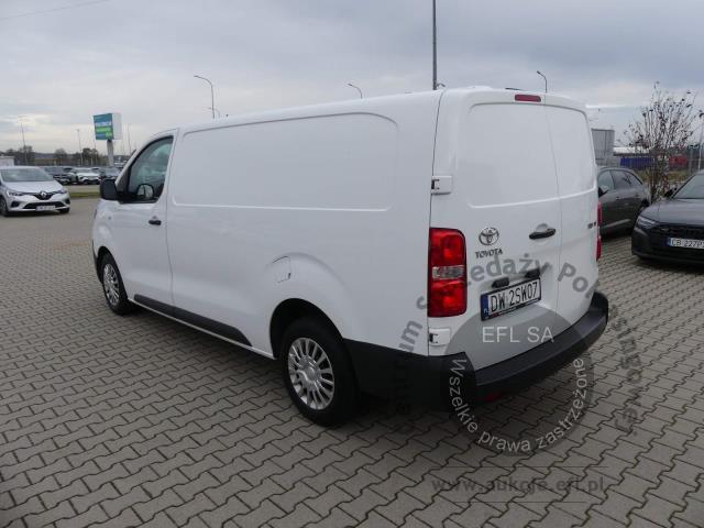 2 - Toyota Proace 2.0 D-4D Long 3,1t 2022r. DW2SW07 Magnice
